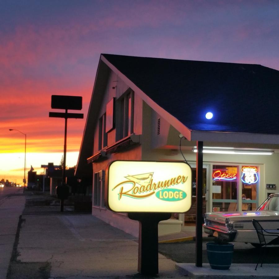 Roadrunner Lodge Motel トゥクムカリ エクステリア 写真