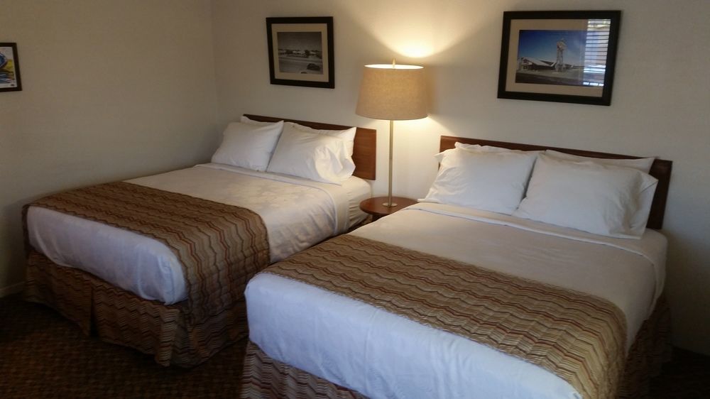 Roadrunner Lodge Motel トゥクムカリ エクステリア 写真